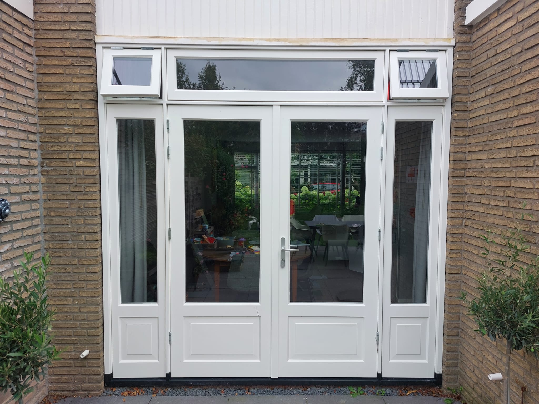 Kozijnen, ramen en deuren Aannemersbedrijf van der Voorn B.V.